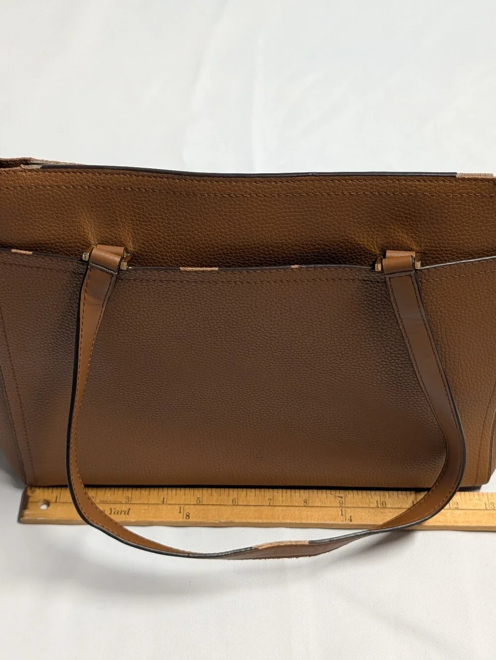 MICHAEL KORS Tan Leather Tote Bag with Signature Logo Charm